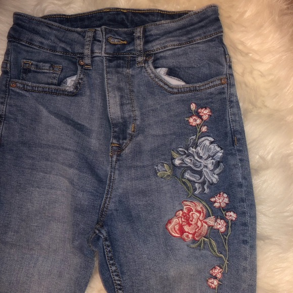 h&m embroidered jeans